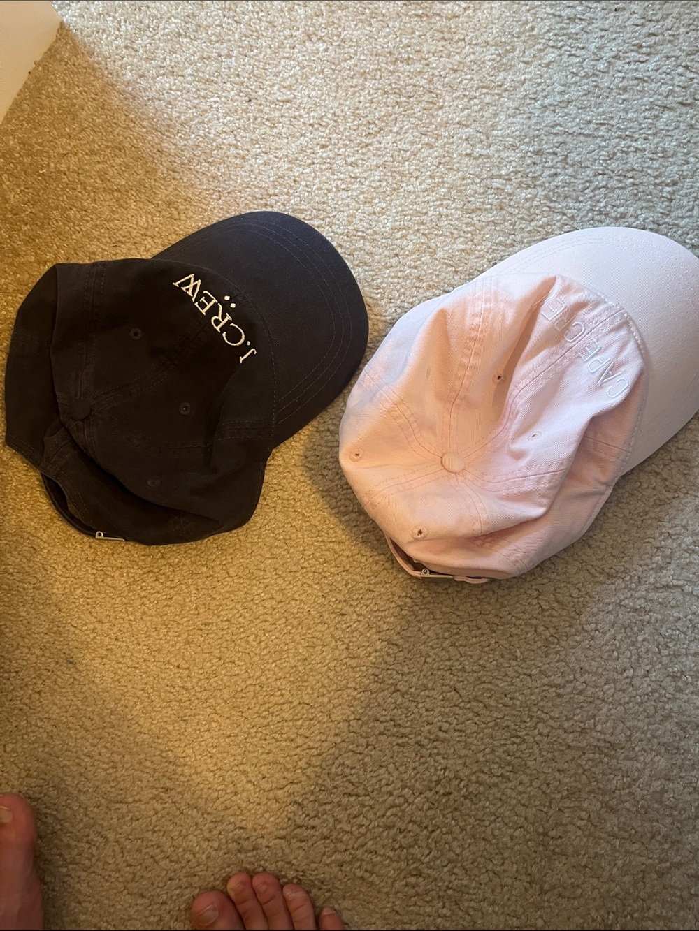 Set of 2 J Crew women’s baseball caps NWT